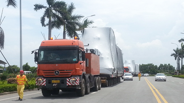 155噸大型發(fā)電機(jī)組運(yùn)輸服務(wù) 155噸大型發(fā)電機(jī)組運(yùn)輸服務(wù)