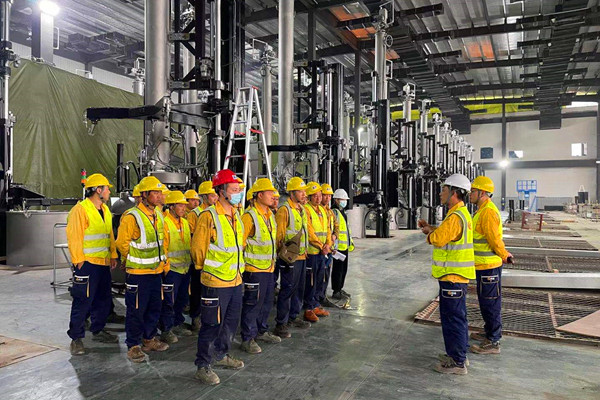 明通集團單晶爐設(shè)備專業(yè)服務(wù)商！