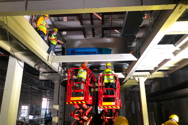 群策攻堅，力克鋰電設(shè)備安裝工程之難題